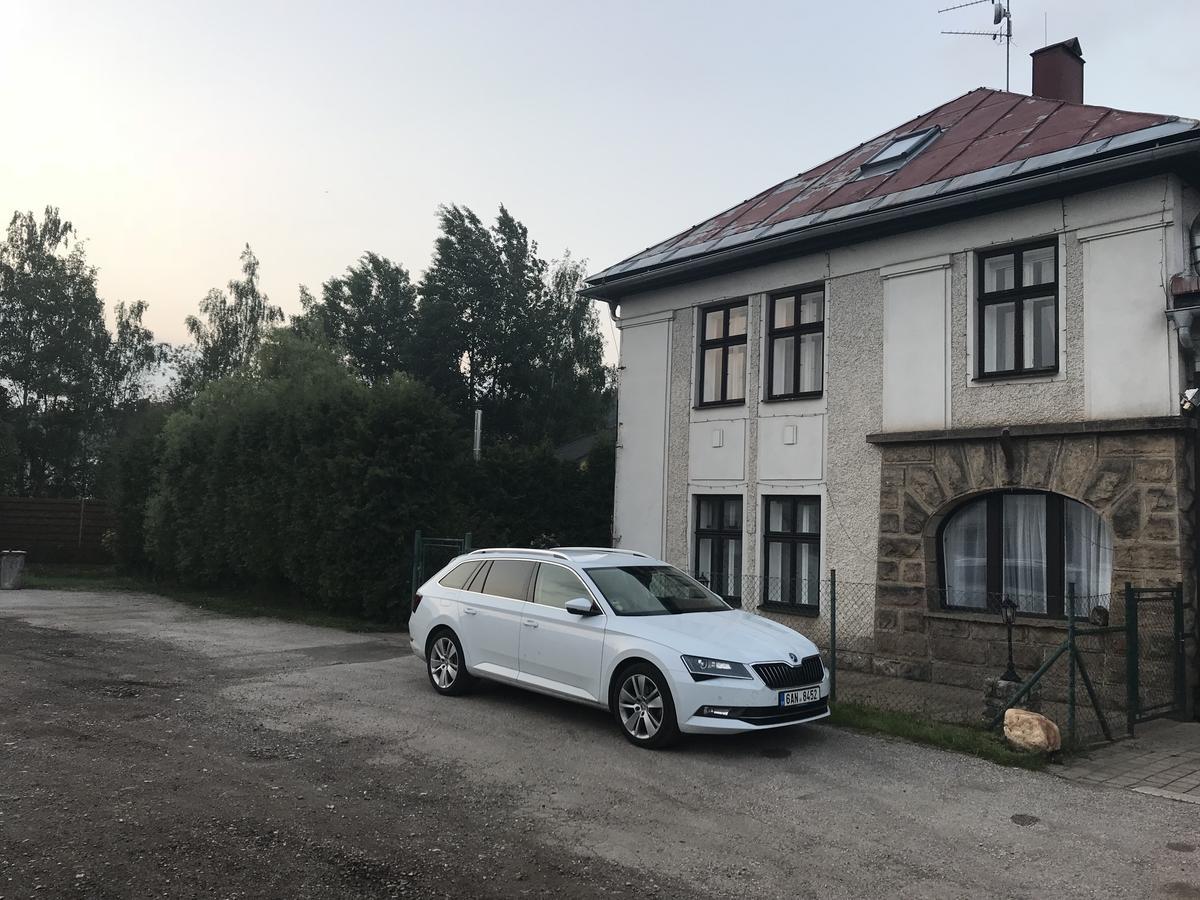 Ubytovaní v soukromí "U Olšů" Hostinné Exterior foto